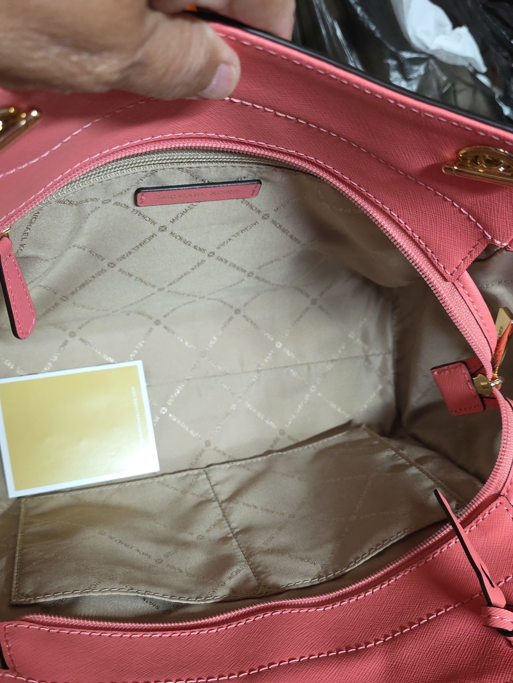Sellers Bundle Of 7 ALL NEW 4 Michael Kors & 3 Ted Baker Over 1600$ Retail - Picture 8 of 16